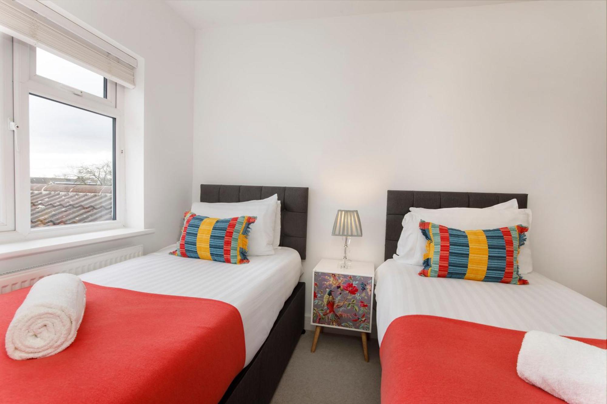 White House Apartments-Free Parking 1 Car Per Apartment York Exterior foto